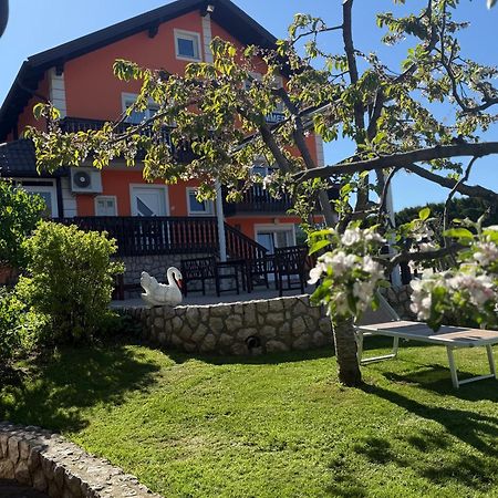 Plitvice Pension Perisic コレニツァ エクステリア 写真