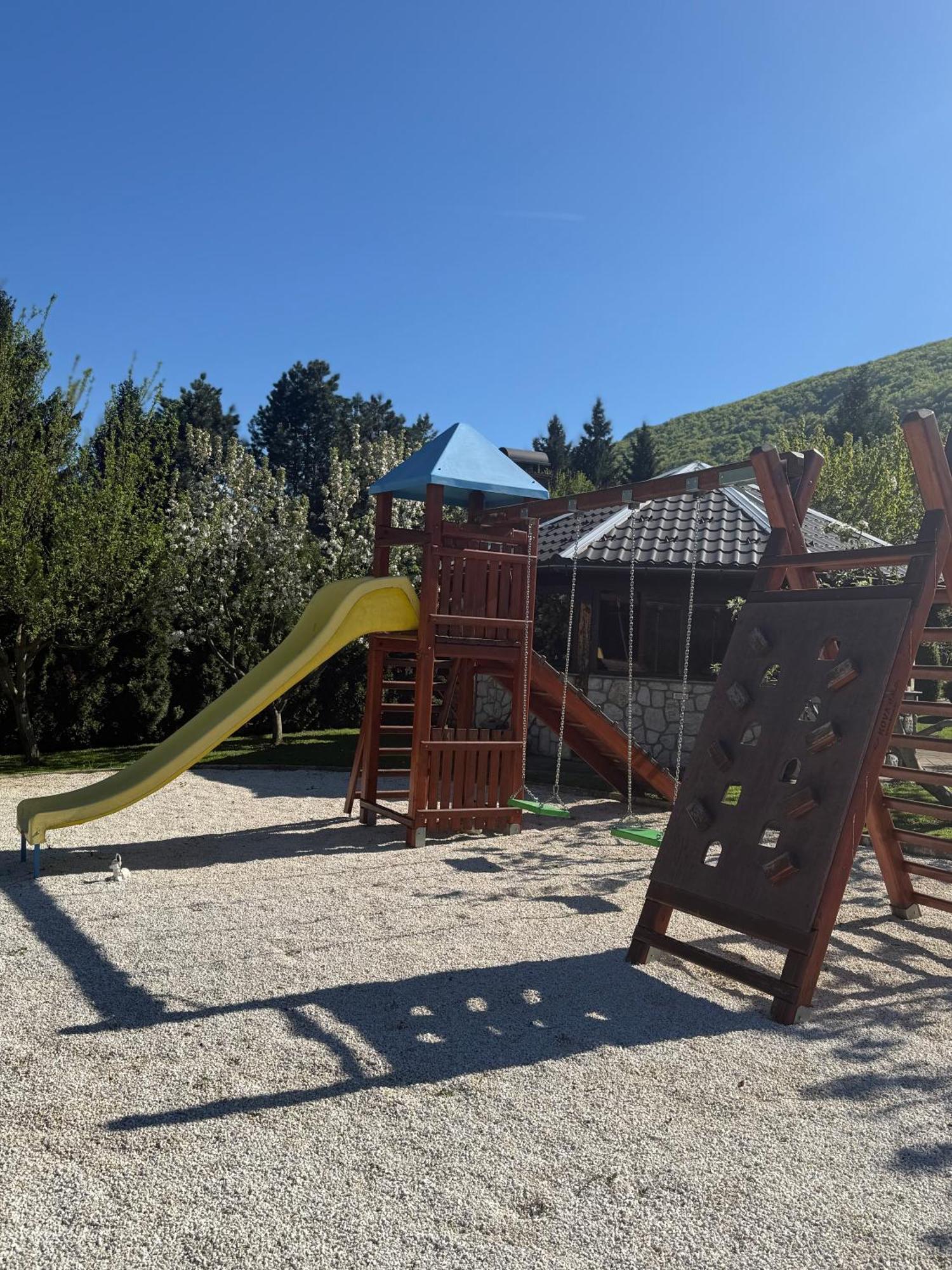 Plitvice Pension Perisic コレニツァ エクステリア 写真