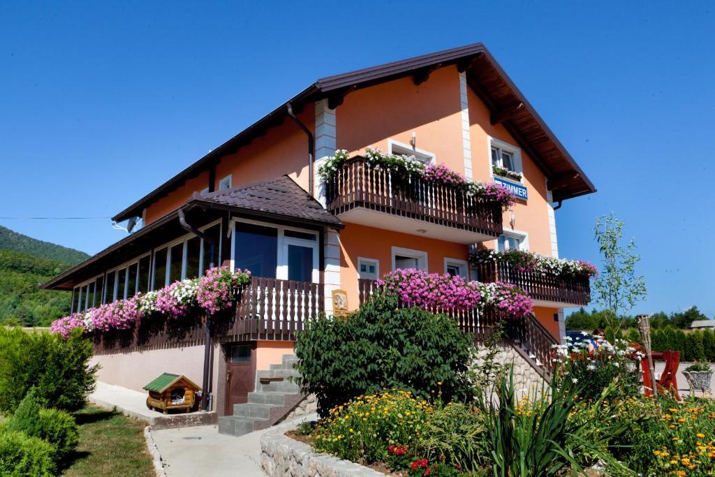 Plitvice Pension Perisic コレニツァ エクステリア 写真