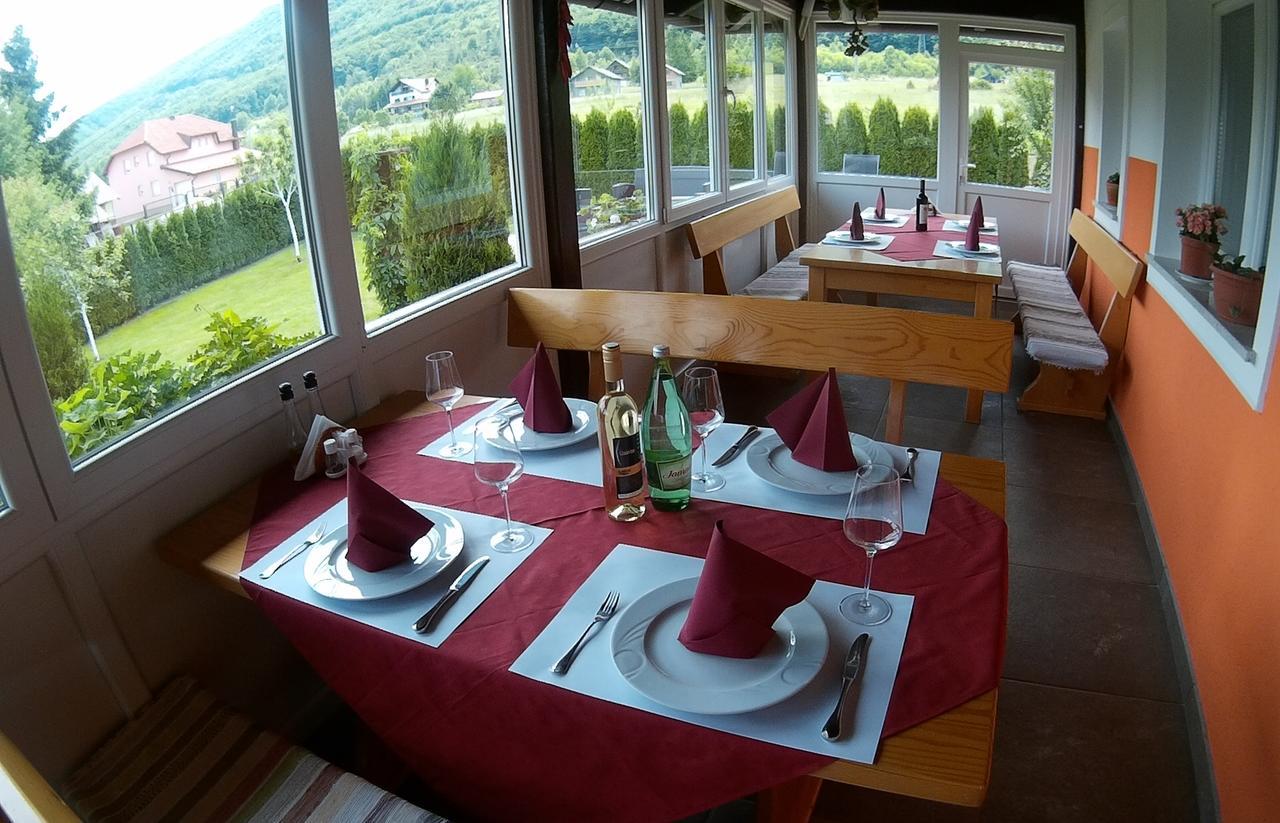 Plitvice Pension Perisic コレニツァ エクステリア 写真