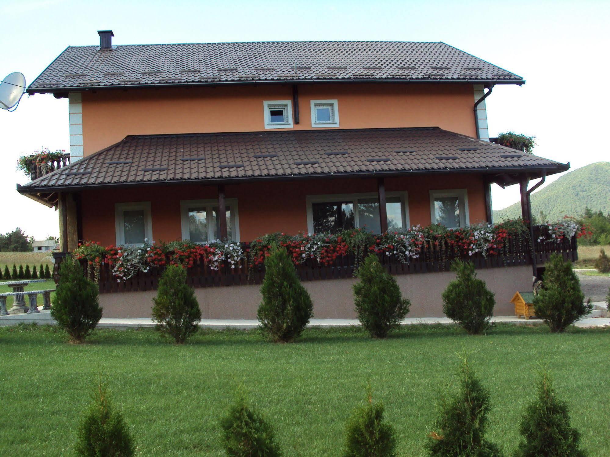 Plitvice Pension Perisic コレニツァ エクステリア 写真